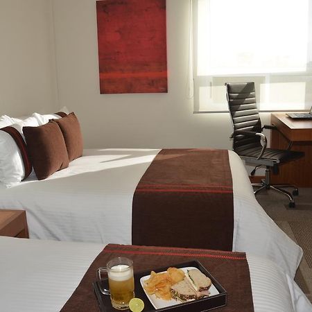 Mision Express Monterrey Aeropuerto La Fe Hotell Apodaca Exteriör bild