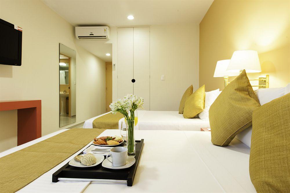 Mision Express Monterrey Aeropuerto La Fe Hotell Apodaca Exteriör bild